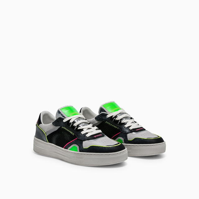 LOW TOP OFF COURT BLACK